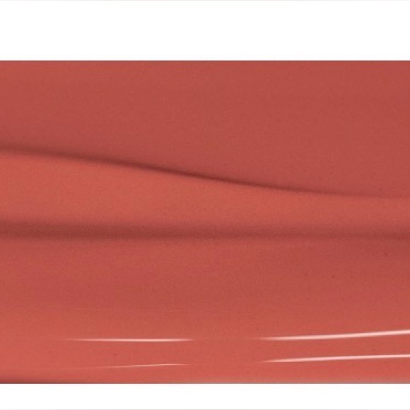 NEW! IL MAKIAGE LIP SERVICE LIP GLOSS
HI-SHINE LIP COLOR in PDA 574 - Picture 5 of 5